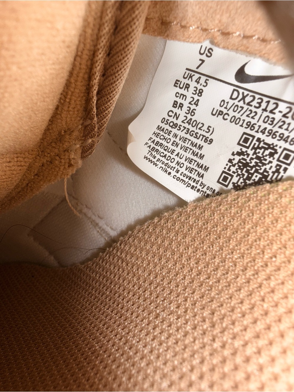 Nike Air Max Pre-Day SE "Desert Camo" style code: DX2312-200 - Picture 2 of 6